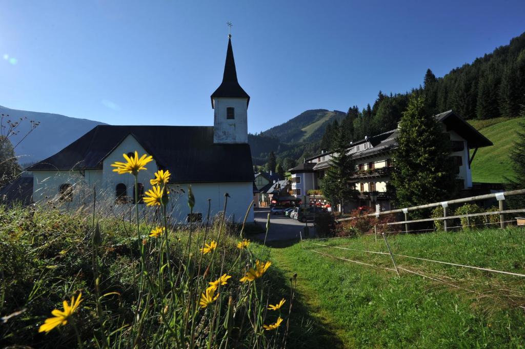Gasthof Kirchenwirt Lackenhof Eksteriør billede